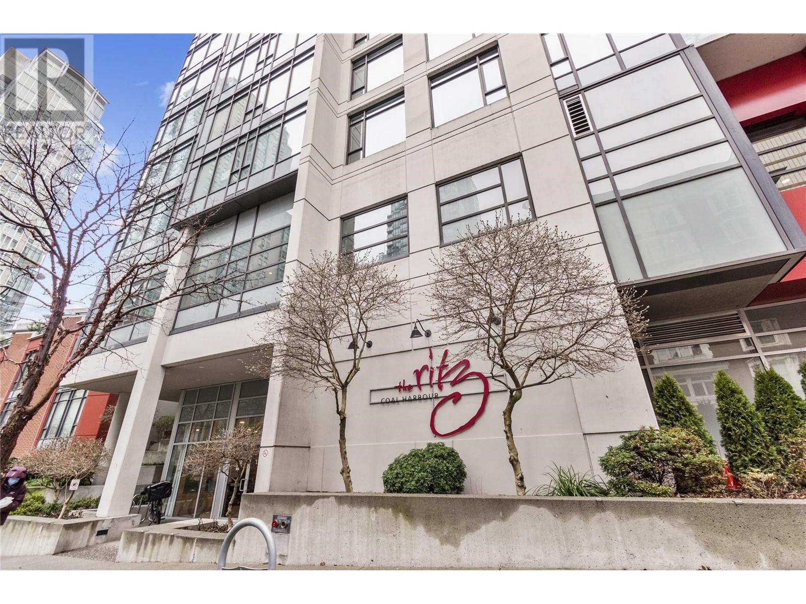 Listing Picture 28 of 30 : 3204 1211 MELVILLE STREET, Vancouver / 溫哥華 - 魯藝地產 Yvonne Lu Group - MLS Medallion Club Member