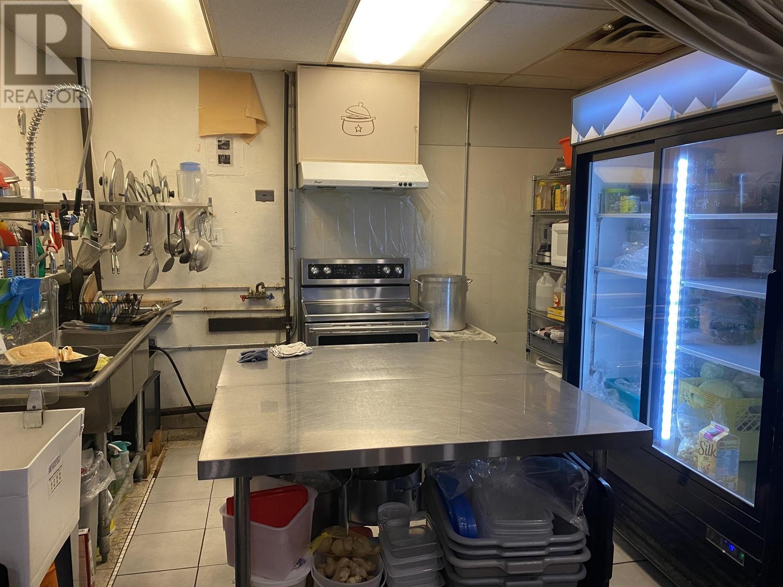 6929 Victoria Drive, Vancouver, British Columbia  V5P 3Y7 - Photo 4 - C8056679