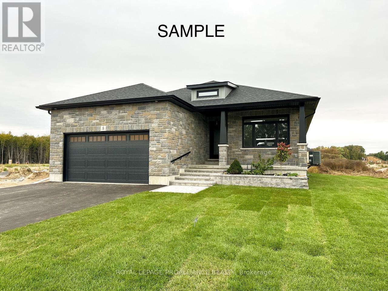 21 Mackenzie John Cres, Brighton, Ontario K0K 1H0 - Photo 2 - X7393814