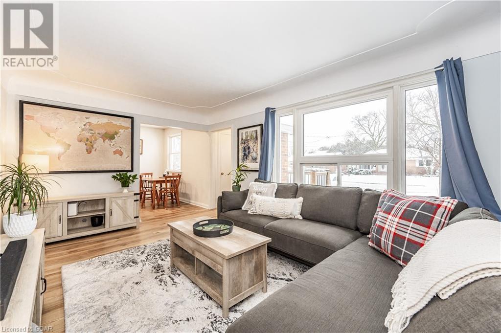 39 Skov Crescent, Guelph, Ontario  N1E 4B8 - Photo 4 - 40528328