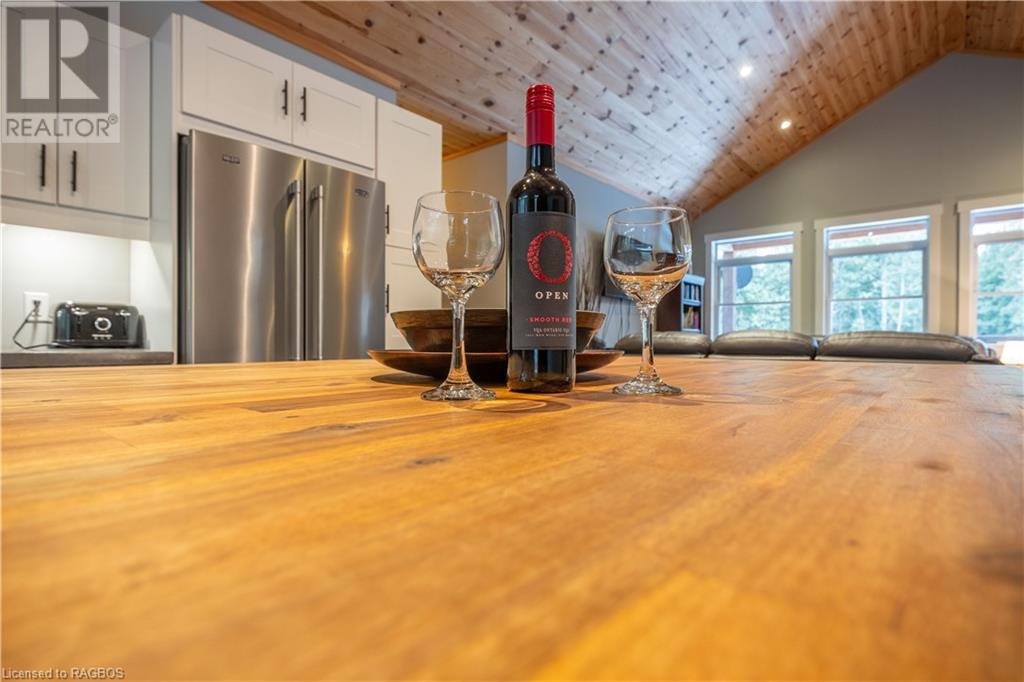 4 Ronald Street, Northern Bruce Peninsula, Ontario  N0H 1X0 - Photo 14 - 40528144