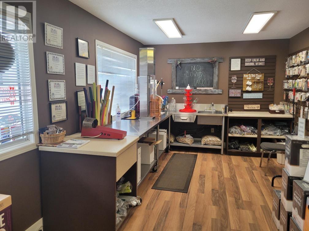 722 First Ave, Chase, British Columbia   - Photo 4 - 176265