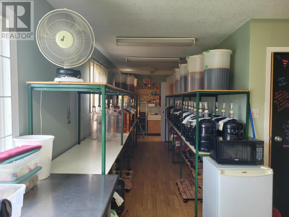 722 First Ave, Chase, British Columbia   - Photo 7 - 176265