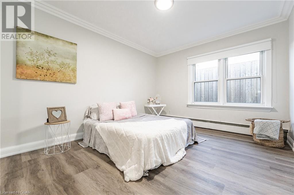 685 Frederick Street, Kitchener, Ontario  N2B 2B3 - Photo 15 - 40527973