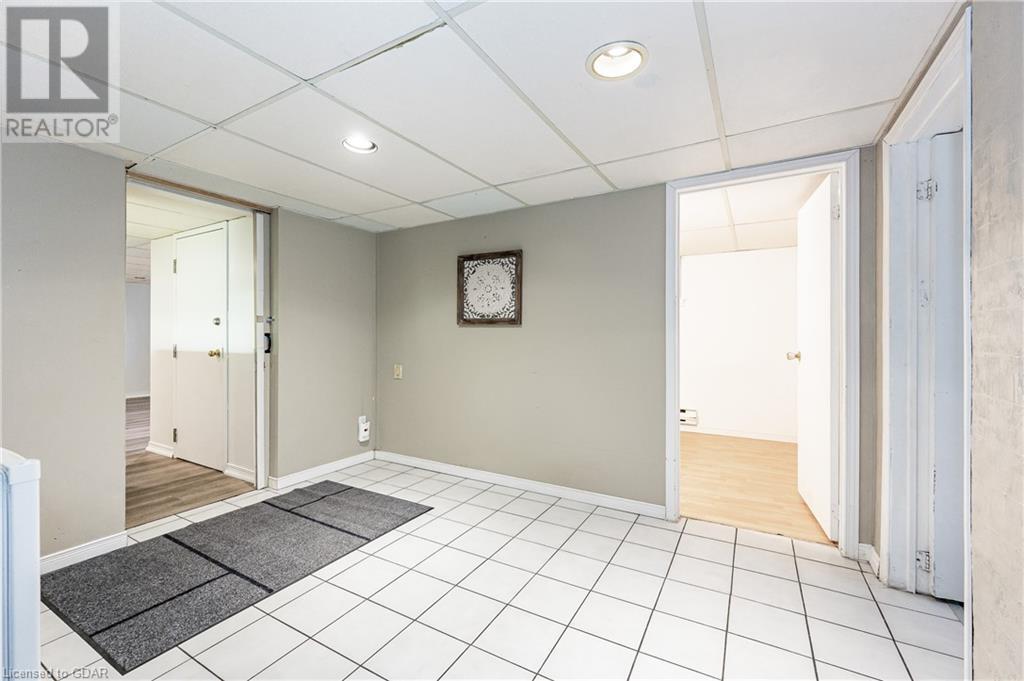 685 Frederick Street, Kitchener, Ontario  N2B 2B3 - Photo 23 - 40527973