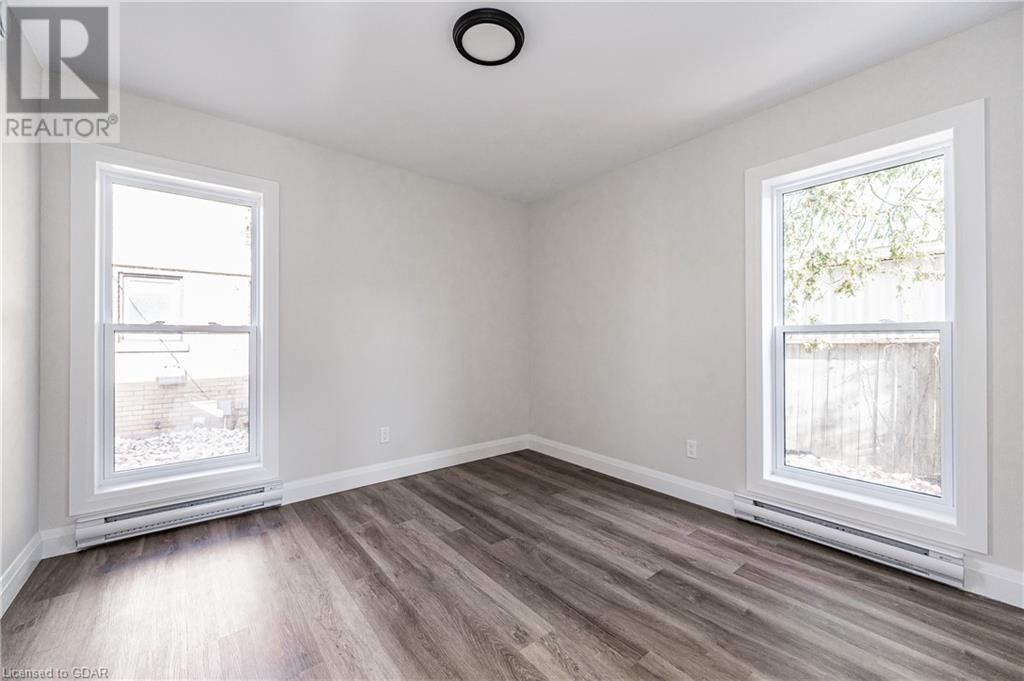 685 Frederick Street, Kitchener, Ontario  N2B 2B3 - Photo 41 - 40527973