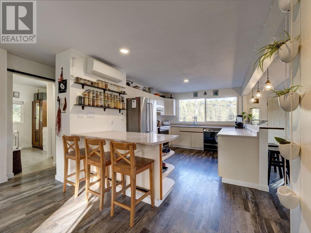 5032 Sherman Lane, Halfmoon Bay, British Columbia  V0N 1Y2 - Photo 16 - R2841156