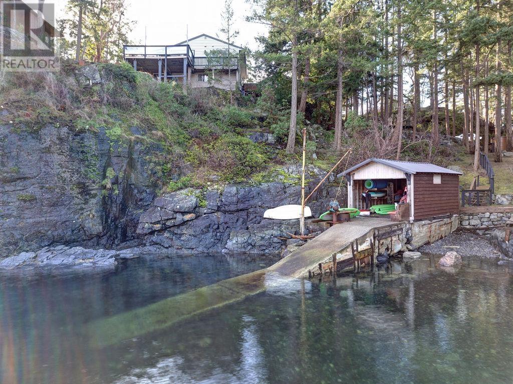 5032 Sherman Lane, Halfmoon Bay, British Columbia  V0N 1Y2 - Photo 6 - R2841156