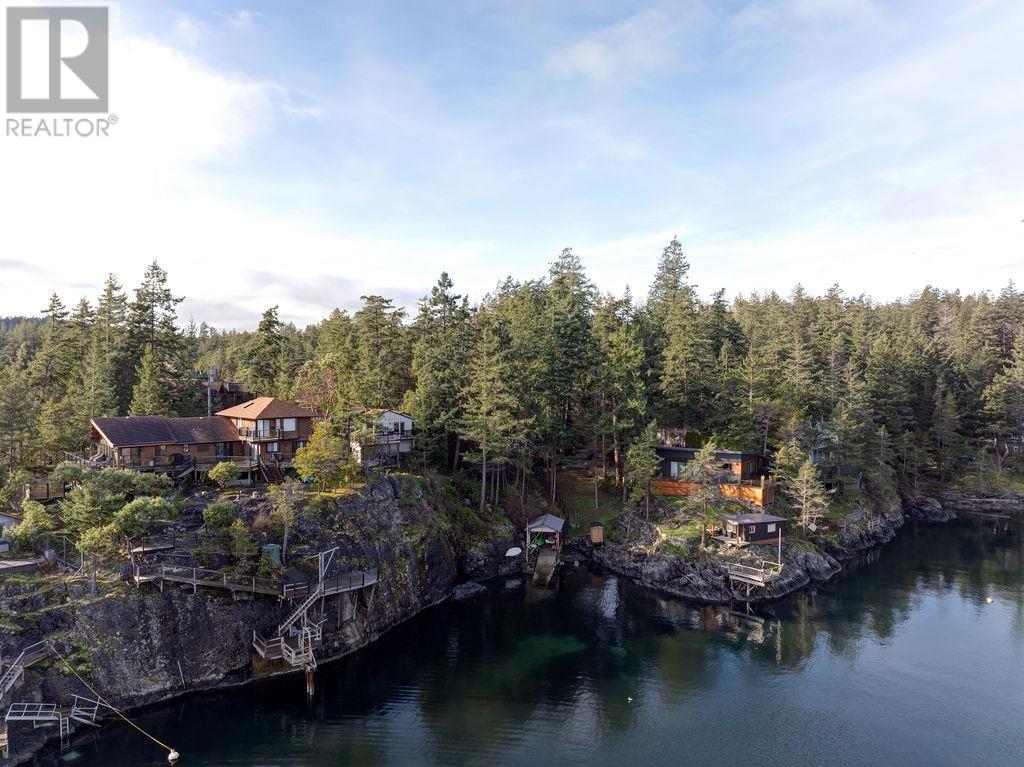 5032 Sherman Lane, Halfmoon Bay, British Columbia  V0N 1Y2 - Photo 8 - R2841156