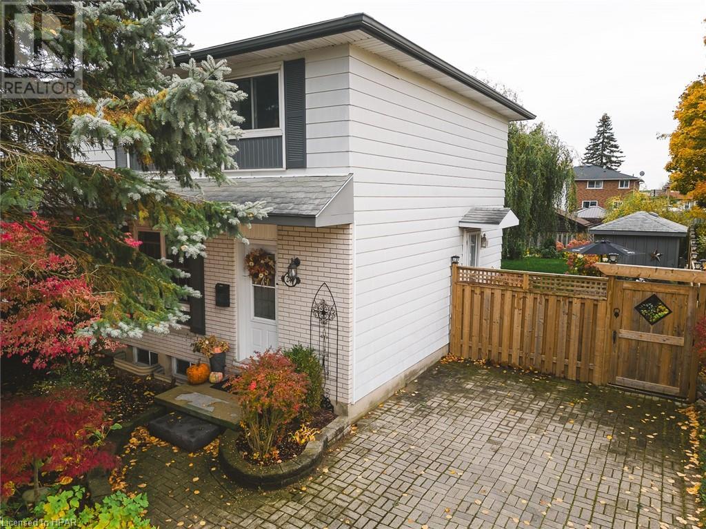 249 Willow Street, Stratford, Ontario  N5A 3B6 - Photo 1 - 40528659