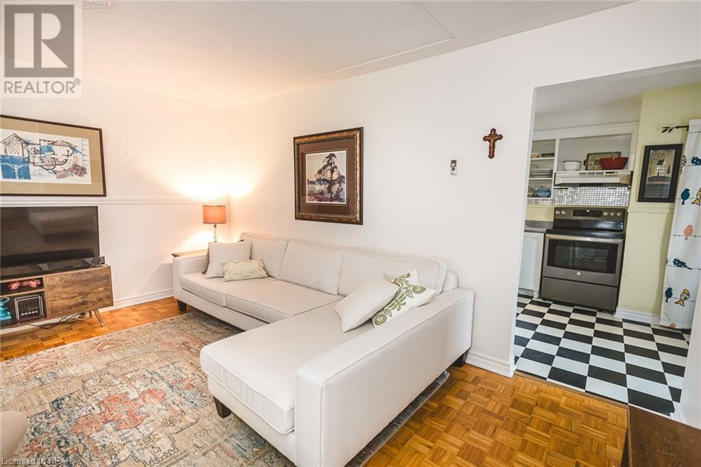 249 Willow Street, Stratford, Ontario  N5A 3B6 - Photo 8 - 40528659