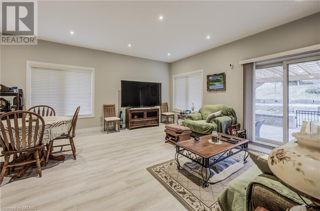 261 Fairway Road, Woodstock, Ontario  N4T 0A4 - Photo 16 - 40526970