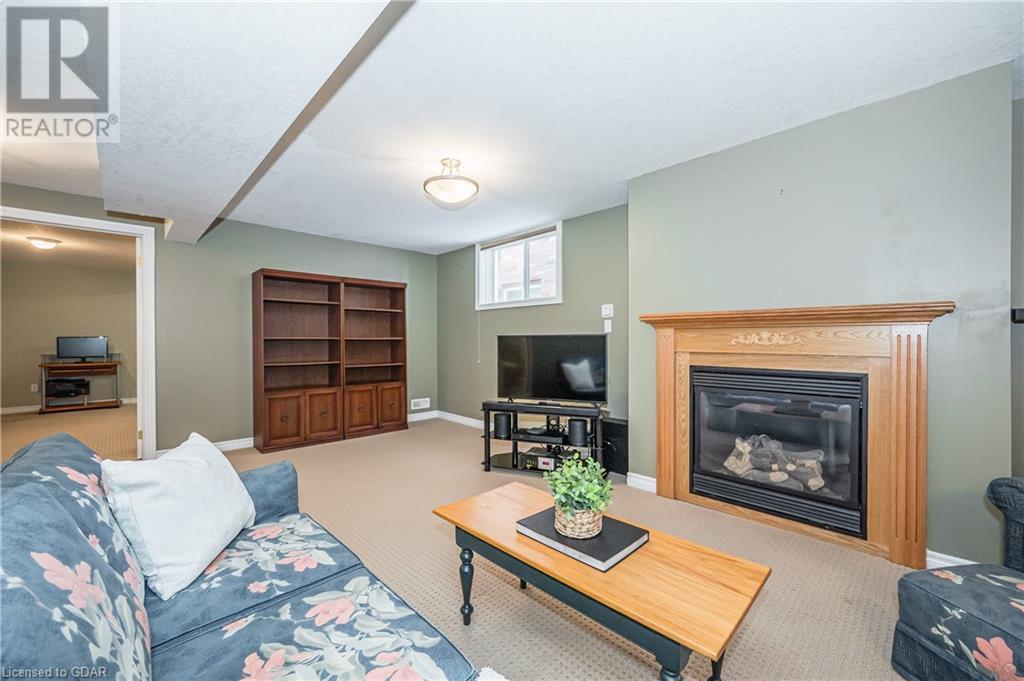 16 Atto Drive, Guelph, Ontario  N1E 1B5 - Photo 33 - 40526244