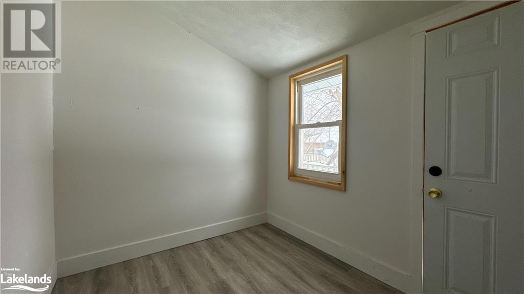 37 Sheridan Street, Penetanguishene, Ontario  L9M 1C6 - Photo 16 - 40528415