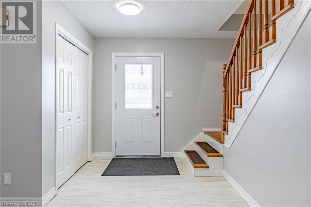 37 Farmington Avenue, Aylmer, Ontario  N5H 3E4 - Photo 10 - 40528420