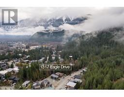 1317 EAGLE DRIVE, pemberton, British Columbia