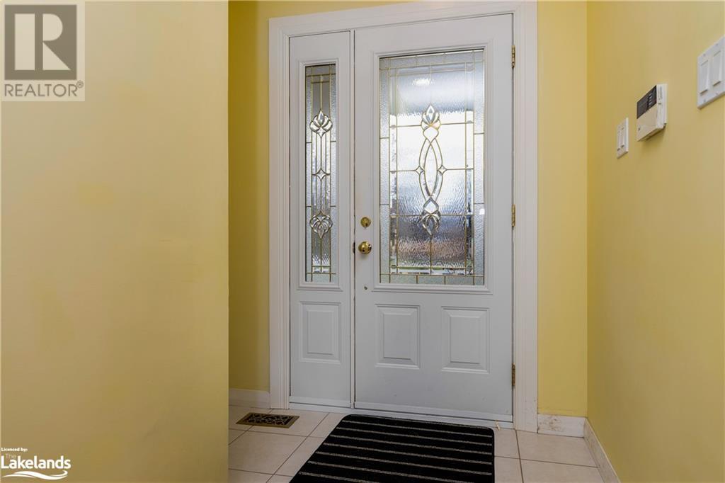 473 Tenth Street, Collingwood, Ontario  L9Y 2G9 - Photo 3 - 40528350