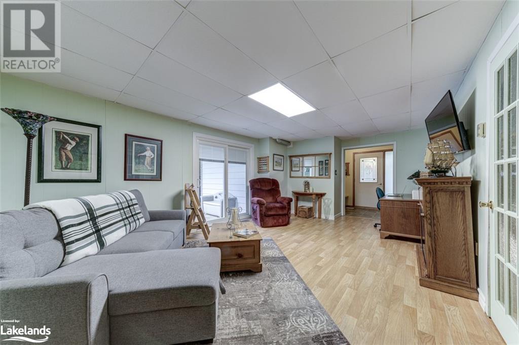 1819 River Road W, Wasaga Beach, Ontario  L9Z 2X5 - Photo 22 - 40528857