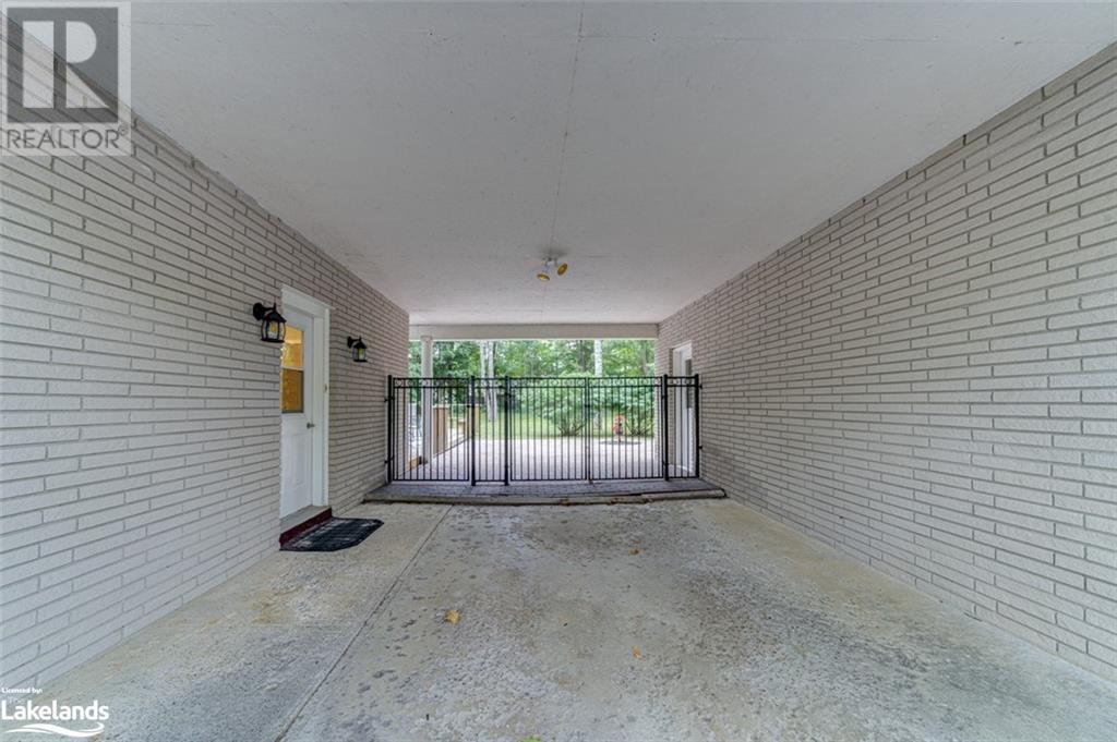 1819 River Road W, Wasaga Beach, Ontario  L9Z 2X5 - Photo 40 - 40528857