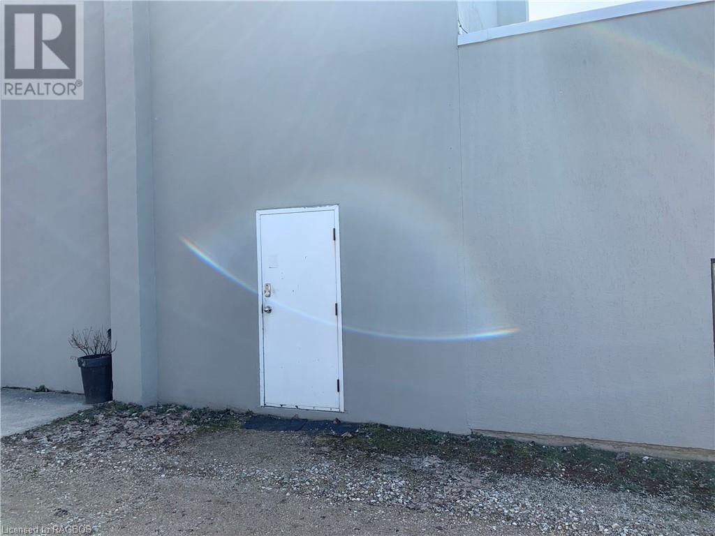 392 Main Street N Unit# Back, Mount Forest, Ontario  N0G 2L1 - Photo 4 - 40527608