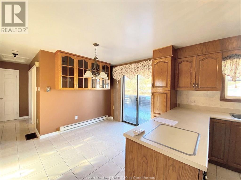3235 Main St, Salisbury, New Brunswick  E4J 2K8 - Photo 8 - M156857