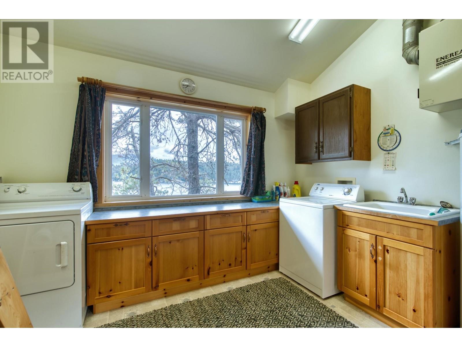 280 Arbutus Reach Road, Gibsons, British Columbia  V0N 1V8 - Photo 22 - R2841234