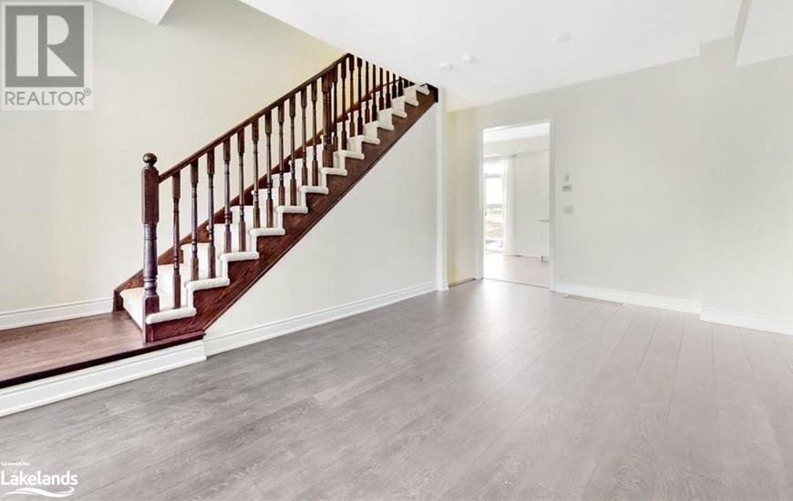 7 Stately Drive, Wasaga Beach, Ontario  L9Z 0L9 - Photo 4 - 40528280