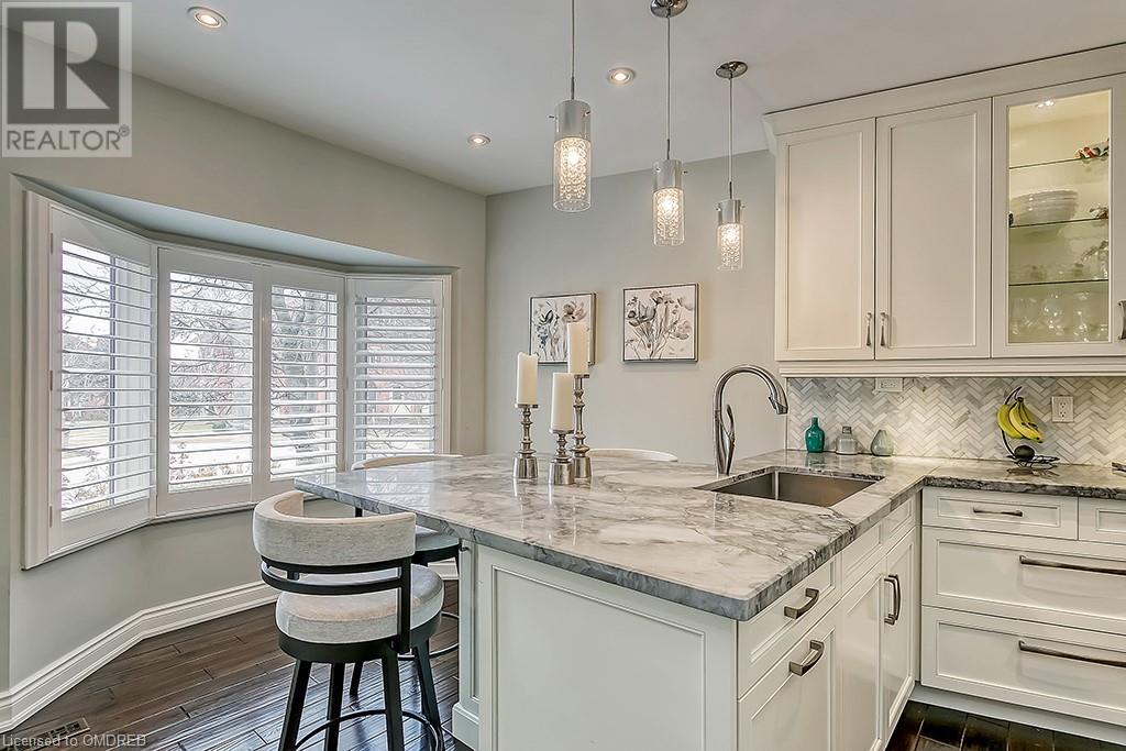 69 Tradewind Drive, Oakville, Ontario  L6L 6K8 - Photo 6 - 40528893