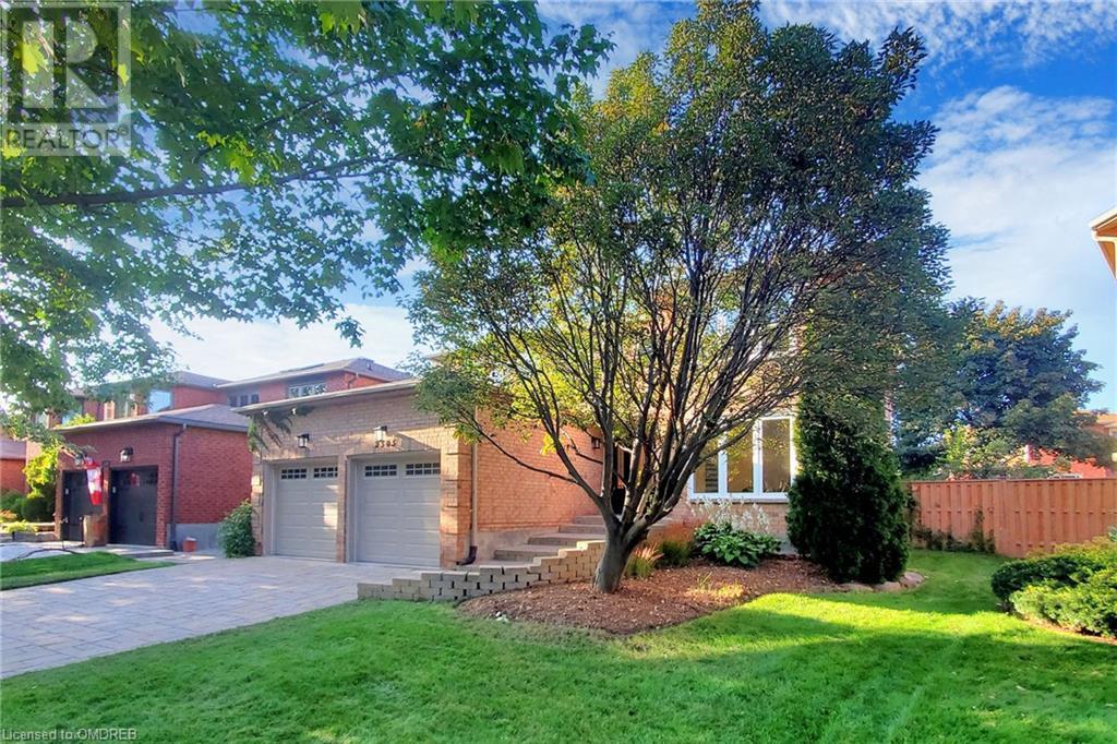 2305 Moodie Court, Oakville, Ontario  L6H 5G9 - Photo 2 - 40528921