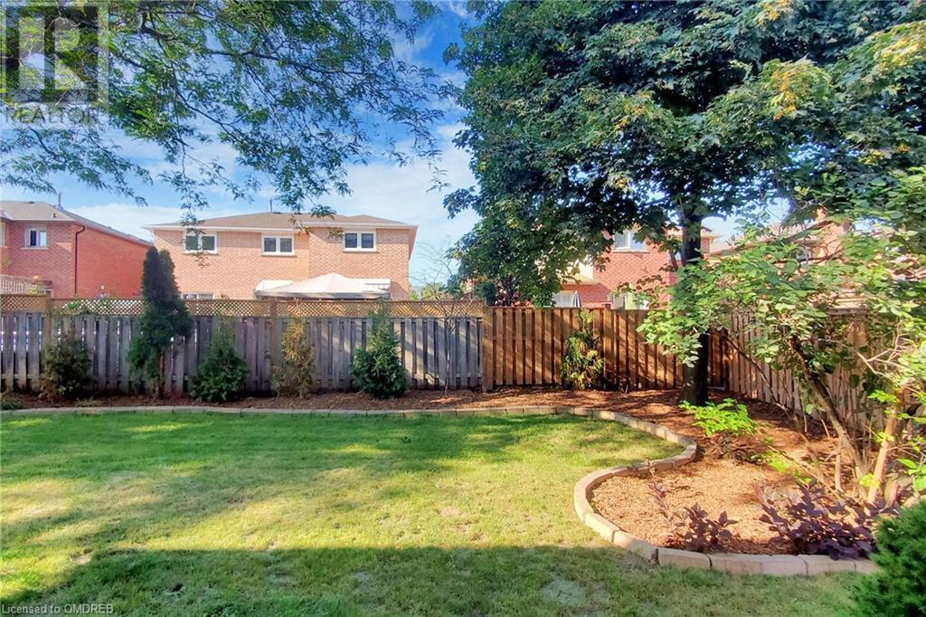 2305 Moodie Court, Oakville, Ontario  L6H 5G9 - Photo 35 - 40528921