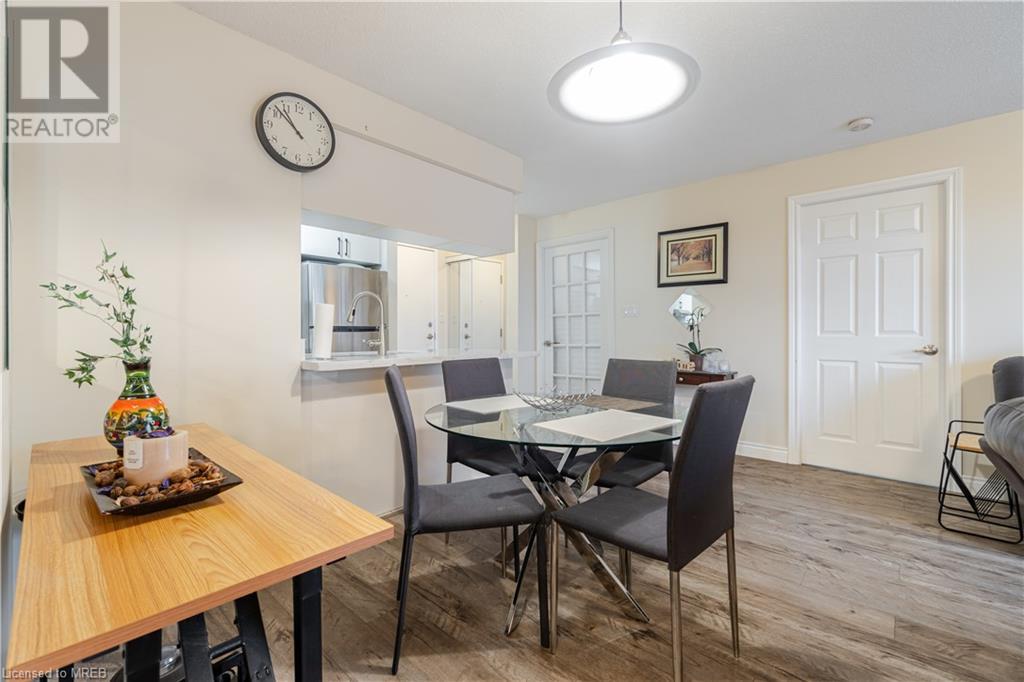 3880 Duke Of York Boulevard Unit# 810, Mississauga, Ontario  L5B 4M7 - Photo 14 - 40528756