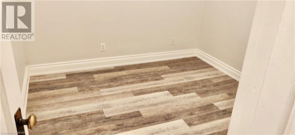 80 Ontario Street Street, Stratford, Ontario  N5A 3H2 - Photo 10 - 40528735