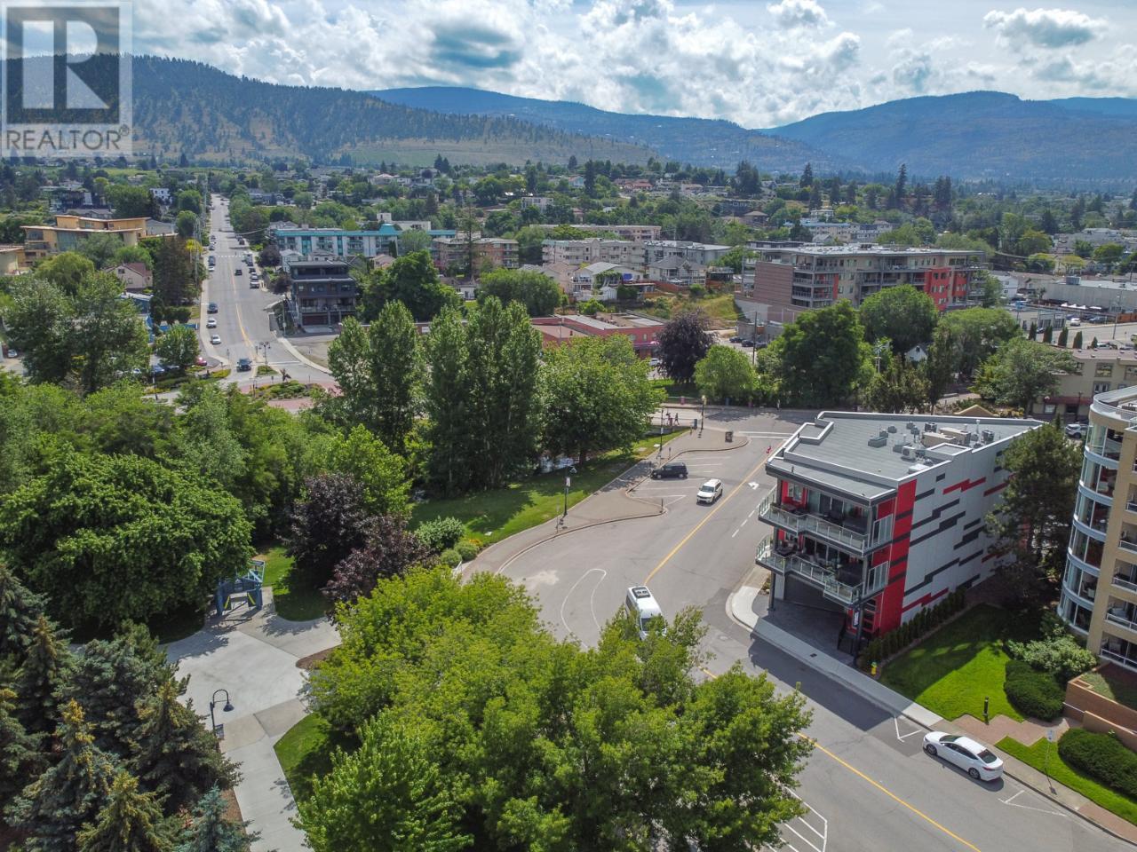 88 LAKESHORE Drive Unit# 301 Penticton