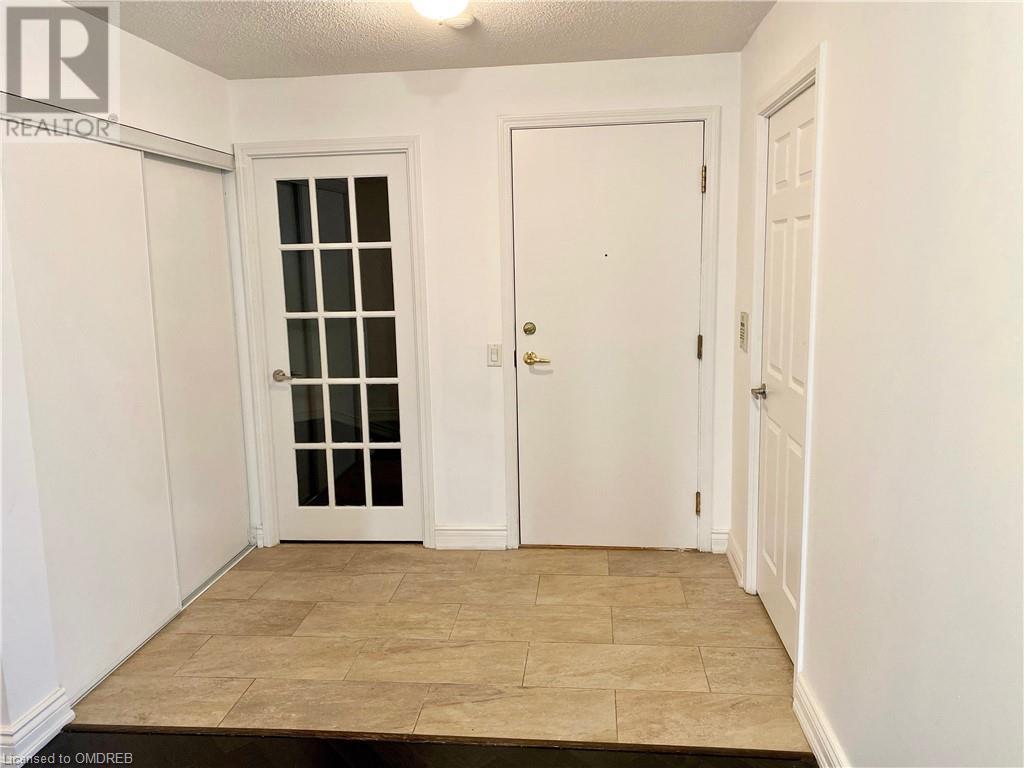 25 Kingsbridge Garden Circle Unit# 2218, Mississauga, Ontario  L5R 4B1 - Photo 5 - 40528986