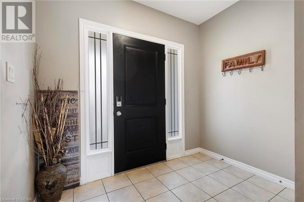 28 Jeffrey Drive, Guelph, Ontario  N1E 0M4 - Photo 4 - 40529005