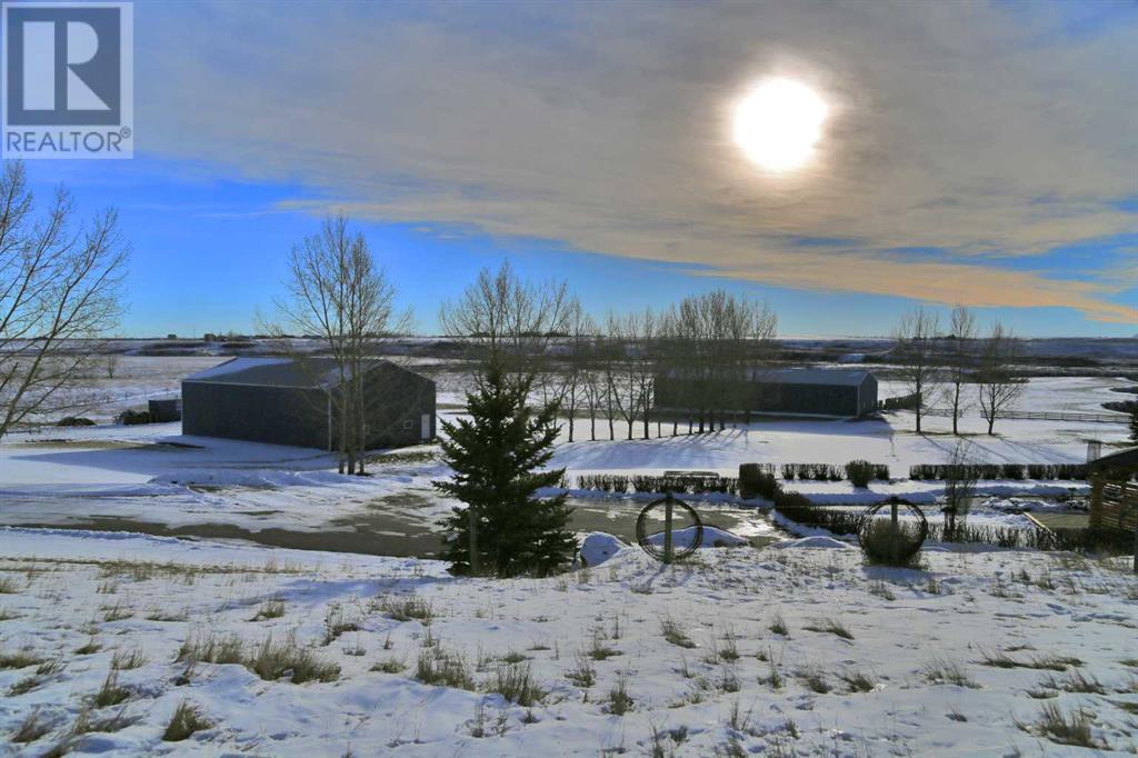 #100, 482003 - 48th Street E Rural Foothills County