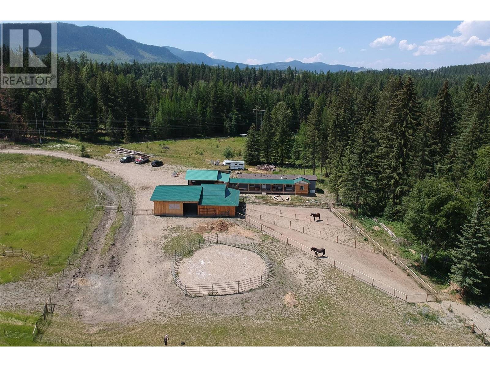 3201 Creighton Valley Road, Cherryville, British Columbia  V0E 2G3 - Photo 2 - 10279858