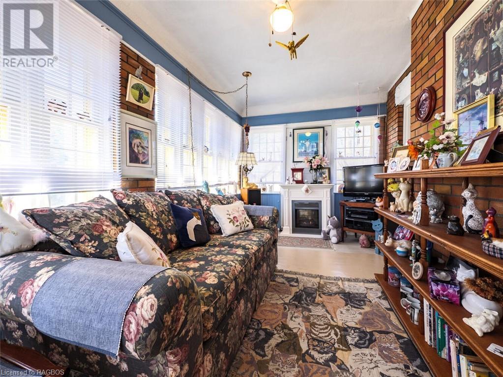 75 10th Street, Hanover, Ontario  N4N 1M9 - Photo 13 - 40528630