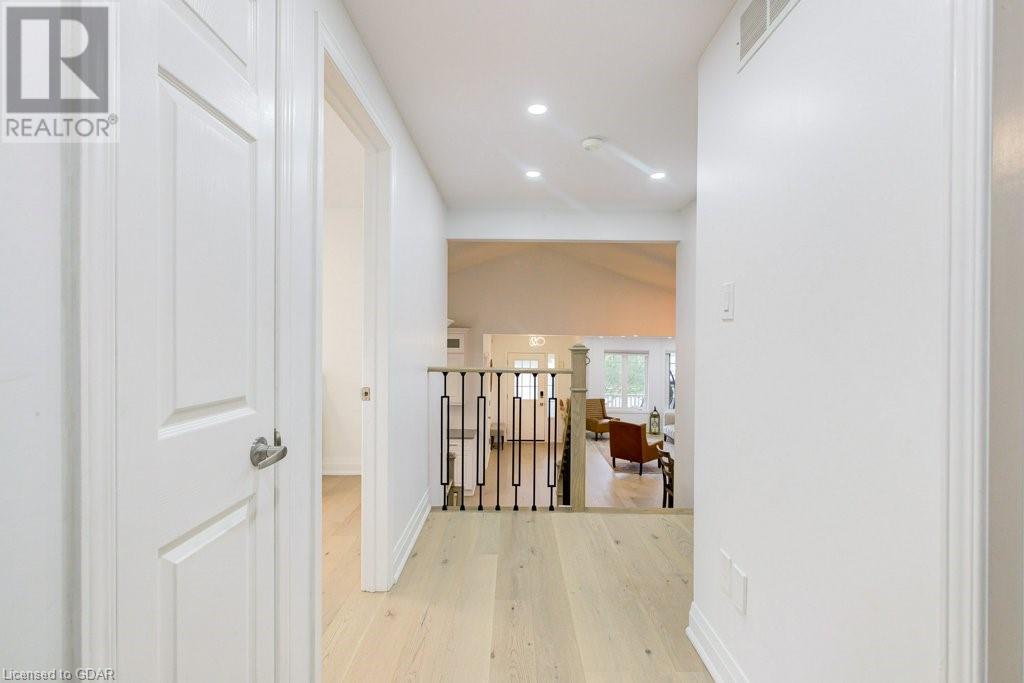 8 Hayward Crescent, Guelph, Ontario  N1G 5A5 - Photo 27 - 40529048