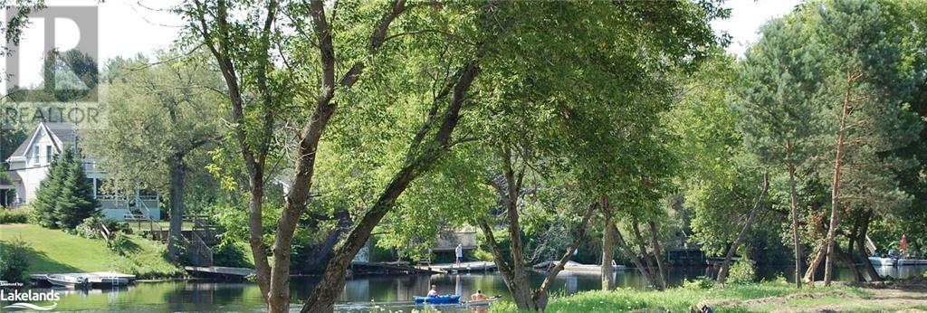 10 Leeds Court, Bracebridge, Ontario  P1L 0B7 - Photo 7 - 40528502