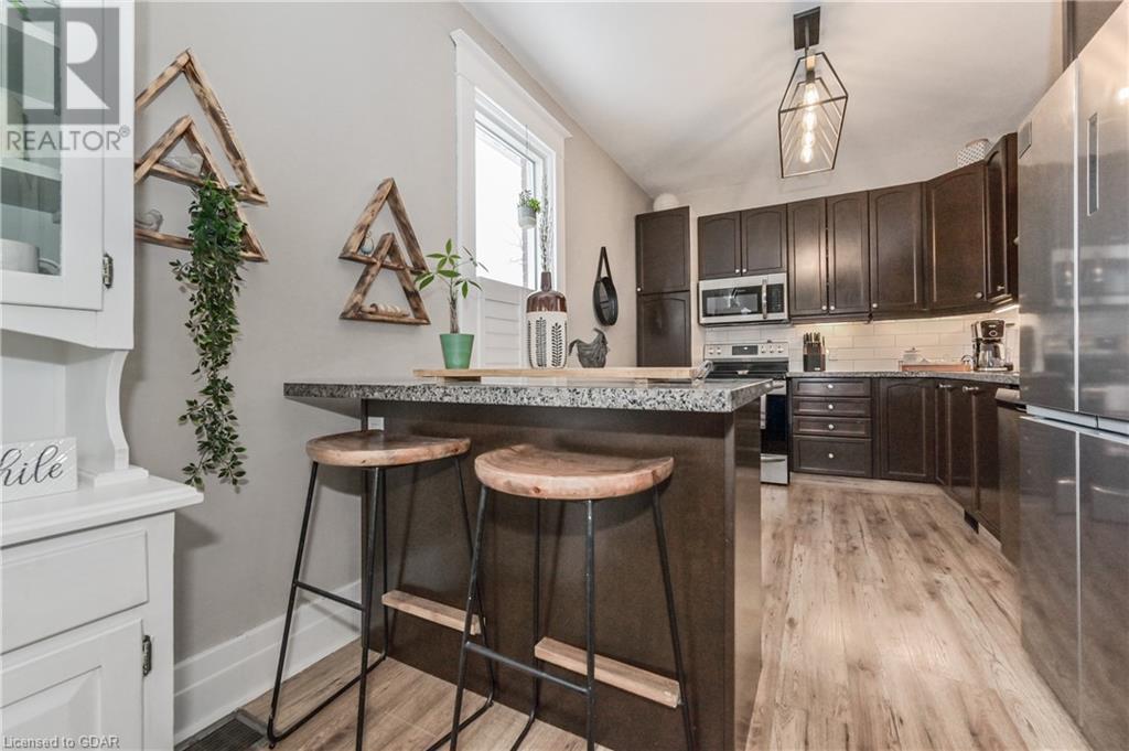 691 St Andrew Street W, Fergus, Ontario  N1M 1P7 - Photo 10 - 40529059