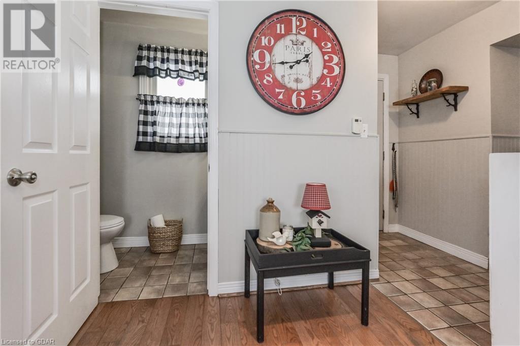 691 St Andrew Street W, Fergus, Ontario  N1M 1P7 - Photo 24 - 40529059