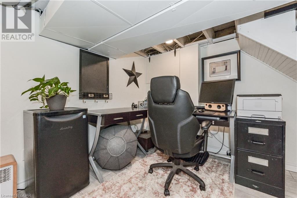 691 St Andrew Street W, Fergus, Ontario  N1M 1P7 - Photo 37 - 40529059