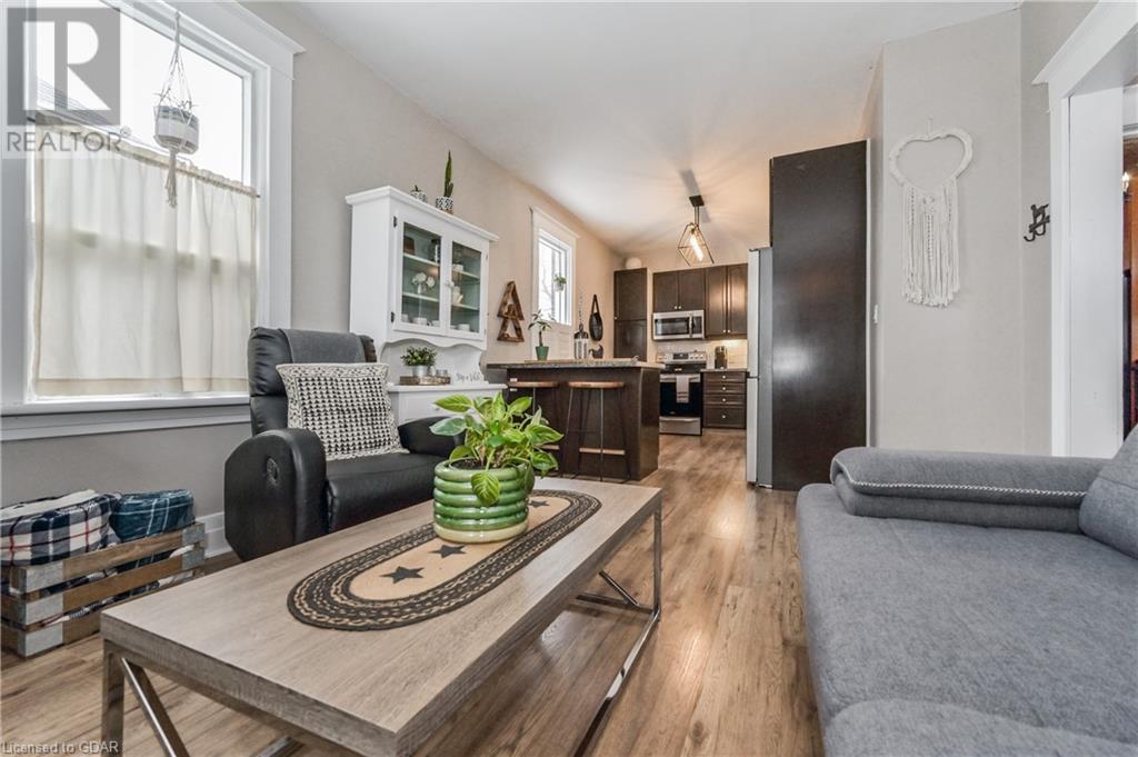 691 St Andrew Street W, Fergus, Ontario  N1M 1P7 - Photo 9 - 40529059