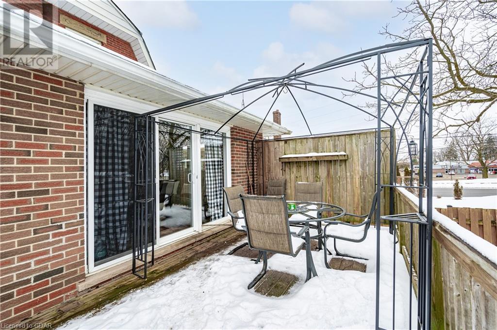 691 St Andrew Street W, Fergus, Ontario  N1M 1P7 - Photo 44 - 40529059