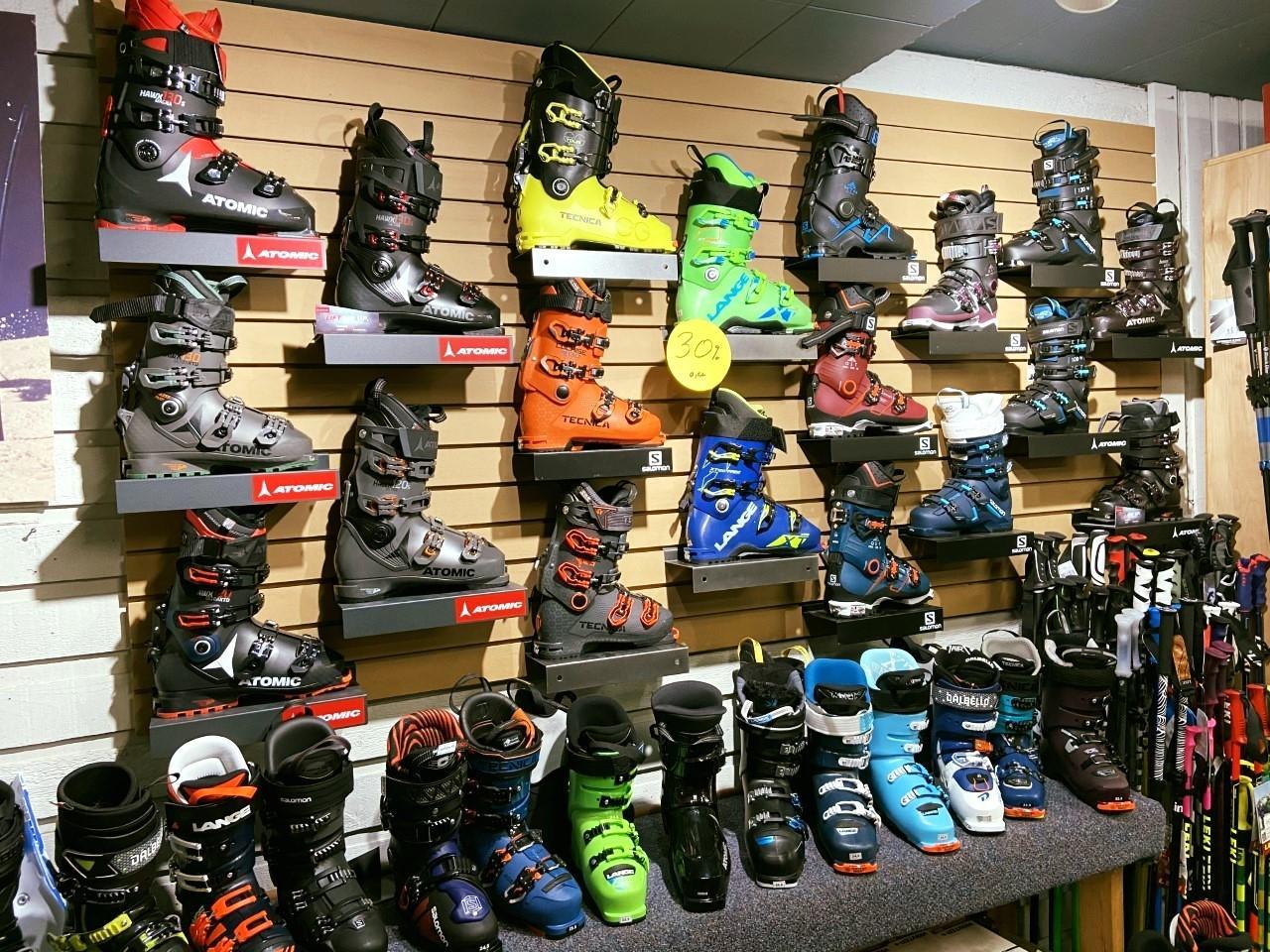 2080 Washington Street, Rossland, British Columbia  V0G 1Y0 - Photo 25 - 2474569