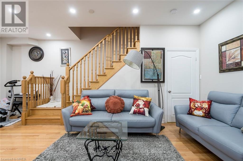 634 Asleton Boulevard, Milton, Ontario  L9T 8K7 - Photo 10 - 40529063