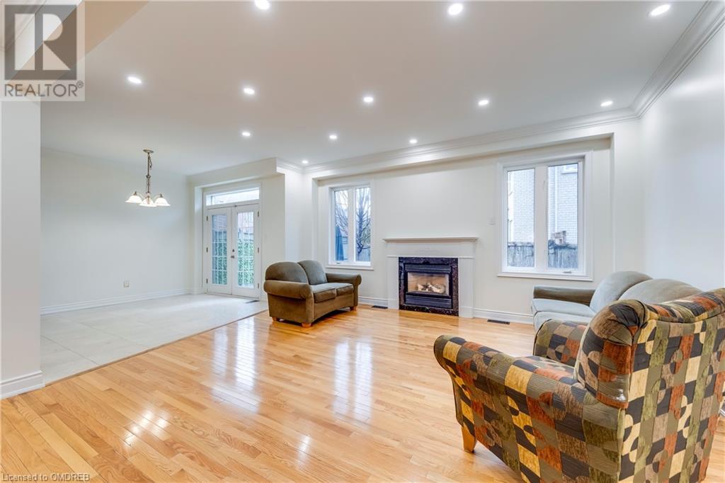 285 Great Lakes Boulevard, Oakville, Ontario  L6L 6V2 - Photo 10 - 40528687