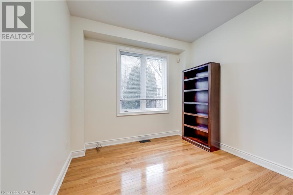 285 Great Lakes Boulevard, Oakville, Ontario  L6L 6V2 - Photo 11 - 40528687