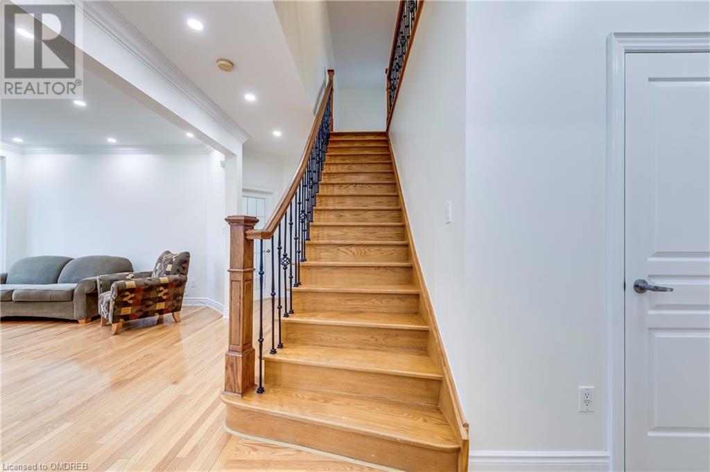 285 Great Lakes Boulevard, Oakville, Ontario  L6L 6V2 - Photo 13 - 40528687